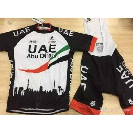 2017 Abu Dhabi Uae Fahrradbekleidung Radteamtrikot Kurzarm+Kurz Radhose Kaufen YOWNG
